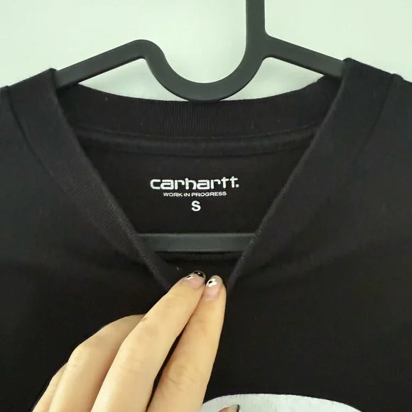 Carhartt WIP Cropped Black and White Mountain Tee - Picture 3 of 4